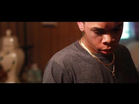 KVNG MOSES  - Accept Me ft. SwizZz