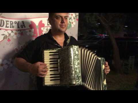 Akordeoncu kiralama 05326749095