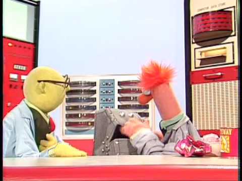 The Muppet Show: Muppet Labs - Automatic Wastebasket