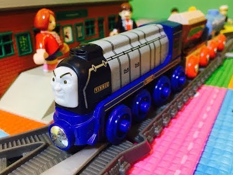 Fisher Price Thomas e Friends Wooden Train Vinnie su Trackmaster track 【il treno】02914+it