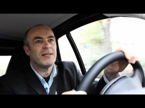 Peter 'Siska' Kremer fährt zum 1. Mal Elektro-Auto