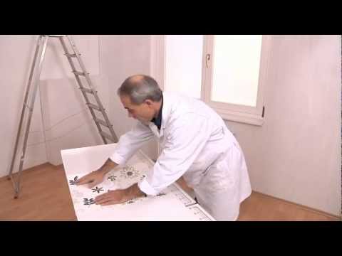 eurowalls -  Folding of pasted strips before applying on the wall