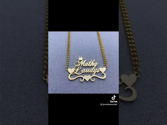 Vídeo relacionado con Collar con nombre personalizado en plata de ley 925 | Colgante nombre Disney 38x12 mm aprox | Joya grabada única | Regalo Día de la Madre, cumpleaños o aniversario
