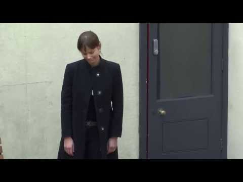 London Street Performers - Solo Singer in Covent Garden Part-2