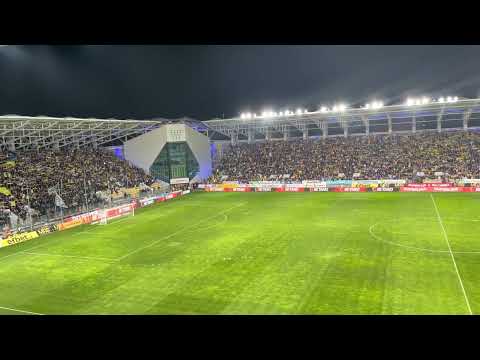 ATMOSFERA INCINSA PE ILIE OANA LA PETROLUL - FCSB. IMNUL GAZARILOR A RASUNAT LA PLOIESTI