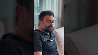 Quem poupa os lobos sacrifica as ovelhas. Victor Hugo