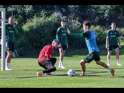 Pierwszy trening piłkarzy Legii na zgrupowaniu w Hiszpanii