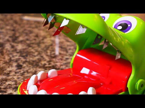 download lagu mp3 mp4 Crocodile Dentist, download lagu Crocodile Dentist gratis, unduh video klip Crocodile Dentist