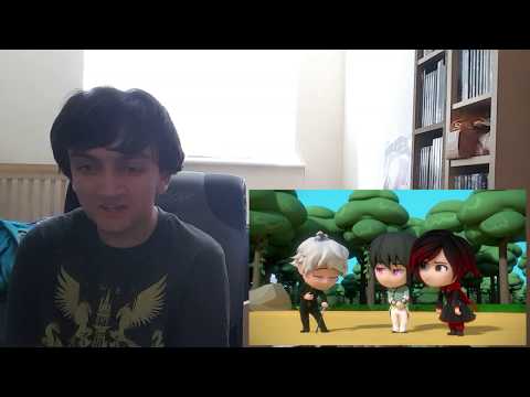 RWBY Chibi Season 2 Episode 12 Reaction - look a distraction!