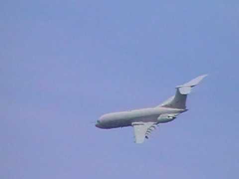 BIGGIN HILL AIRSHOW 2010  VC10