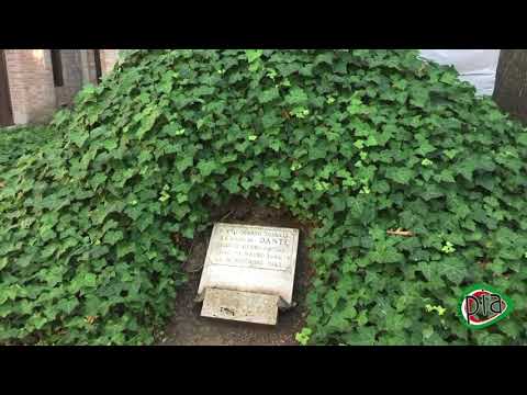 Pia Tuccitto - L'Italia di Pia - Tomba Dante Alighieri - “Video prima parte"