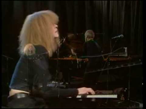 Carla Bley and Steve Swallow - Lawns