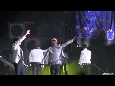 120521 Ryeowook  & Eunhyuk Waving [HD] @ MBC Korean Music Wave in Google