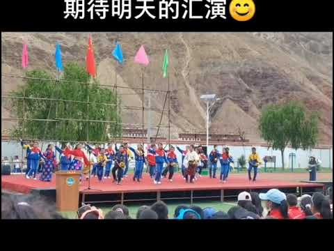 ཁམས་ཚ་བ་ལྡེམ་གཤིས་སློབ་ཕྲུག་རྣམས་ཀྱིས་སྒྱུ་རྩལ།     Tsawa khampa