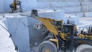Komatsu WA900 and WA800 Wheel Loaders Power Through Greece’s Largest Marble Quarry