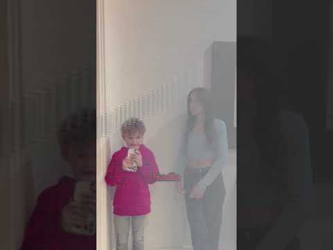 8 Year Old INTEREVIEWS NADIA, #1 Female Warzone Player😱 #shorts