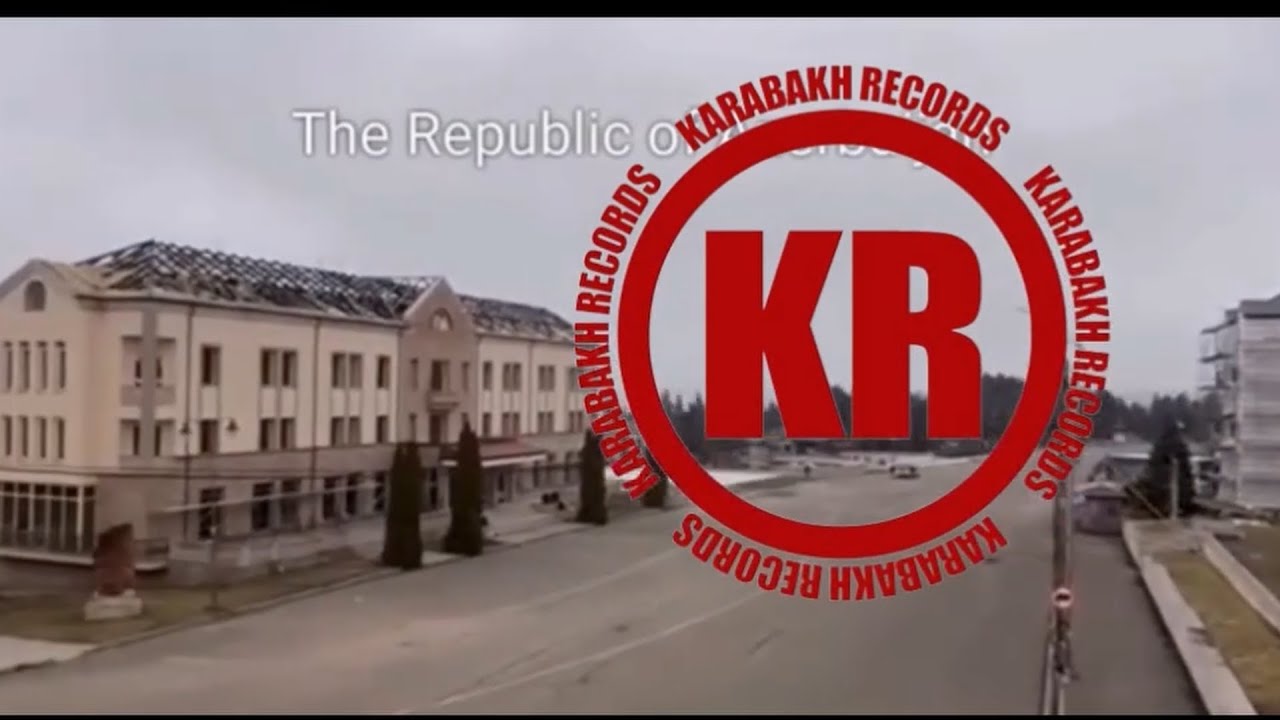 Ադրբեջանցիները քանդում են Ստեփանակերտի Արմենիա հյուրանոցը և Երիտասարդական պալատը