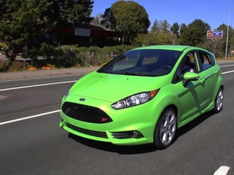 VIDEO HAY: Đánh giá xe Ford Fiesta ST 2014 | Tôi Yêu Xe Ford Fiesta