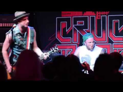 JUNKSTARS play "Old School" live at The Dome, London