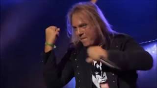 Helloween, &quot;Waiting For The Thunder&quot; Live At Masters Of Rock 2014