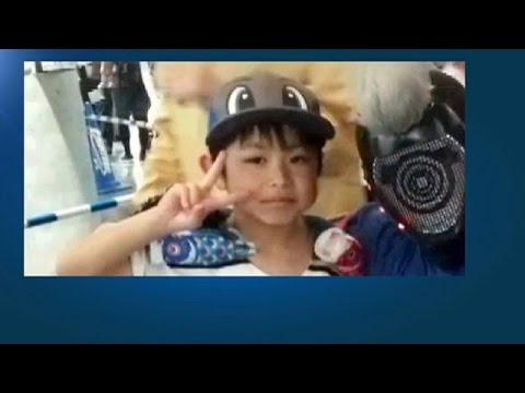 Hallado con vida el niño japonés abandonado en el bosque como castigo