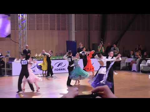 127 Dominik Veverka - Aneta Zymová /MČR T10 2018/ Kojetín/ Junior I./ 2.kolo/ Waltz