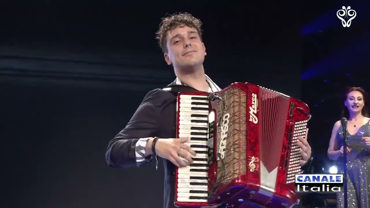 Valerio Bagnasco - CONCORDE (valzer musette) Canale Italia SPECIALE FARFALLINA in TV
