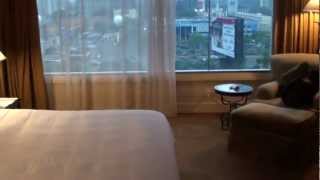 preview picture of video 'Crowne Plaza Jakarta, Indonesia - Review of a Corner Suite 733'