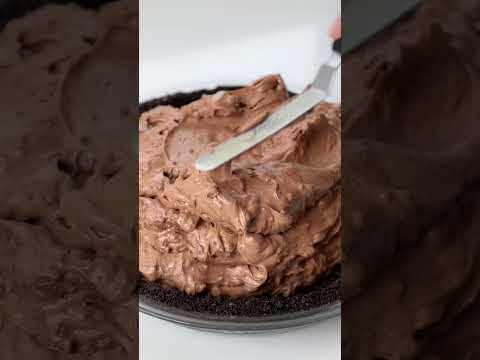 Creamy and Delicious Chocolate Heath Pie