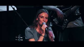 BMX Bandits I wanna fall in love (live in Glasgow)