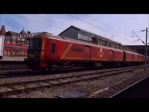 Royal Mail Class 325 arrives into Crewe *HD*