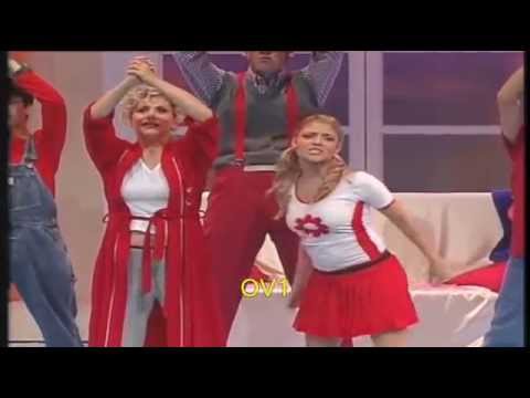 Shiri Maimon in Mama mia 2004 | שירי מימון במחזמר מאמא מיה מ-2004