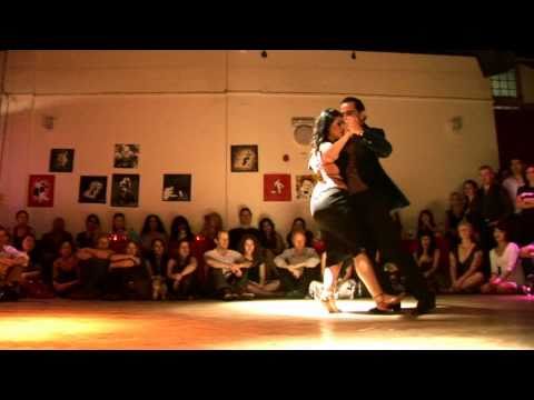  Ezequiel Paludi  and  Geraldine Rojas  are  dancing  to  the  milonga  "  La Espuela  "