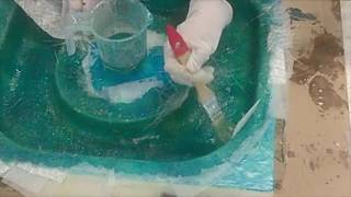 Hand lay-up (fibreglas-polyester resin)