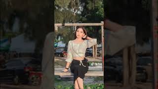 Download lagu cantiknya🥰🥰.cinta bersemi di wadi safiyyah.. mp3