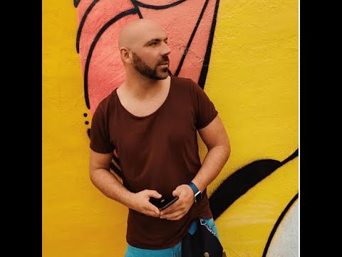 (Kizomba) The War Made My Parents Leave Africa - Ivo Vieira