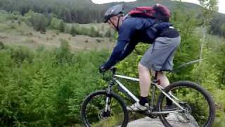 preview picture of video 'Craig taking on the Dalbeattie slab May 2008.'