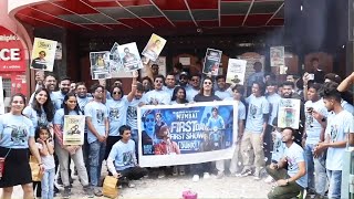 DUNKI Celebration At Gaiety Galaxy | Shahrukh Khan के Crazy Fans | First Day First Show