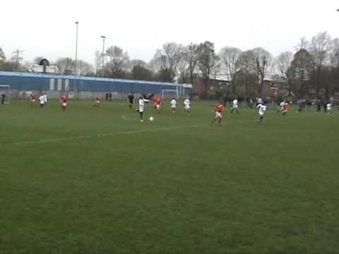 Eerste poule wedstrijd Barcelona Soccer Schools - DOVO JO11-1