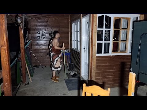 Cornel a cazut in râul inghetat !