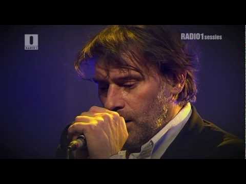 DAAN & JEF NEVE TRIO - shipbuilding // Radio 1 Sessies 2012