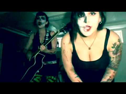 Jess-O-Lantern & Ellie De Deus: Skulls/Misfits Medley