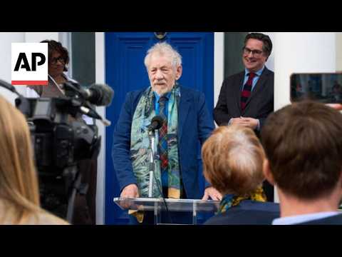 Ian McKellen unveils a plaque on the childhood home of Laurence Olivier