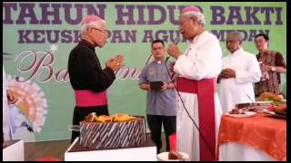 Download lagu Uskup Emeritus dan Uskup Agung Medan mp3