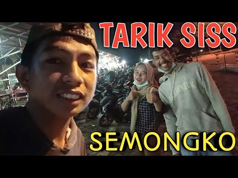 teriak-tarik-sis-di-depan-orang-banyak-gimana-reaksinya