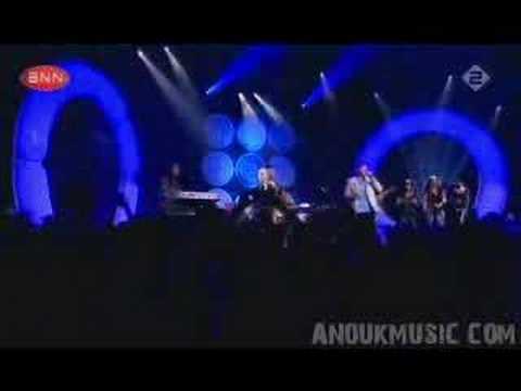 Postman ft. Anouk - Downhill (TOTP, 2006)