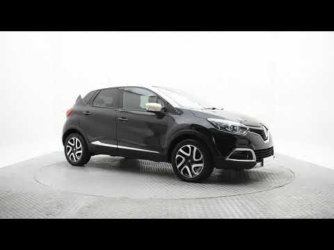 Renault Captur Signature Pearl Black & Ivory Roof