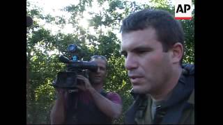 Israeli tanks cross border; adds comment from general and doctor