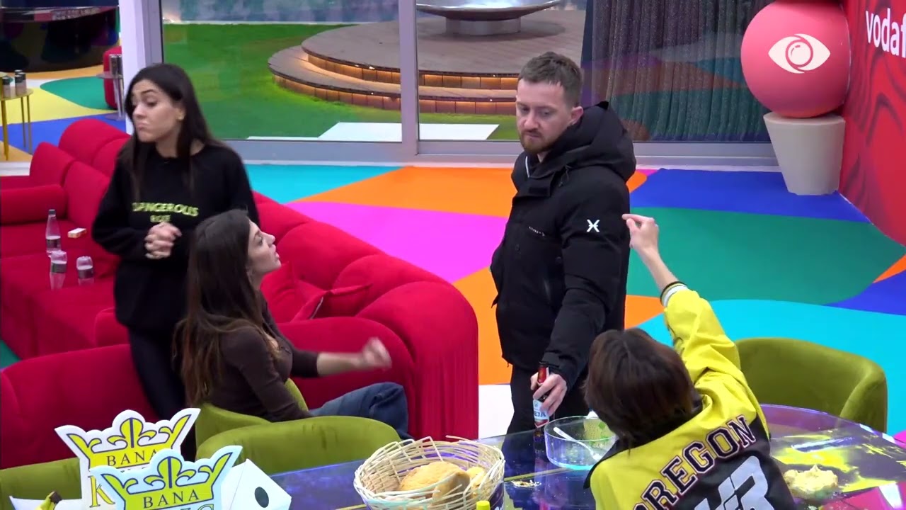 “Bateristi të kërkon…”/ Rozana shkon te Loredana, ndërhyn edhe Tiri: Ku e njihje ti bateristin?