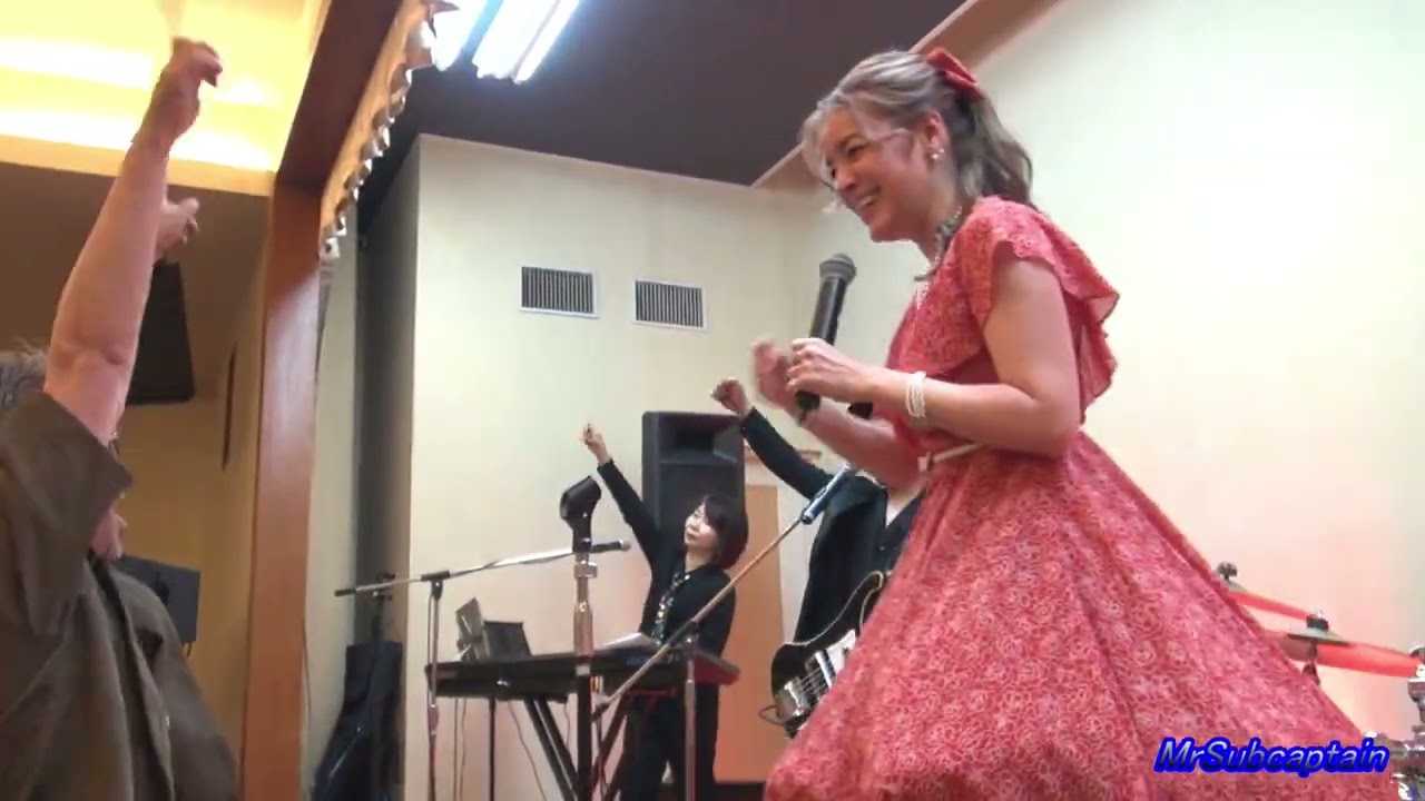 ベティ＆BRYKK　ベティ　葉山ツイスト